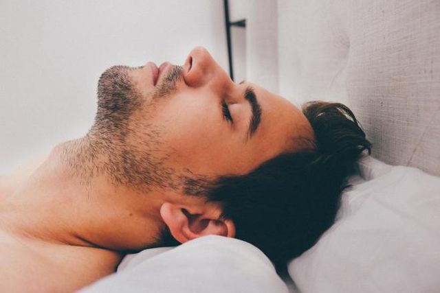 8 lý do khiến ban ngáy như kéo gỗ