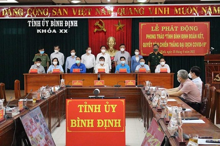 Phát động phong trào“Tỉnh Bình Định đoàn kết, quyết tâm chiến thắng đại dịch Covid-19”