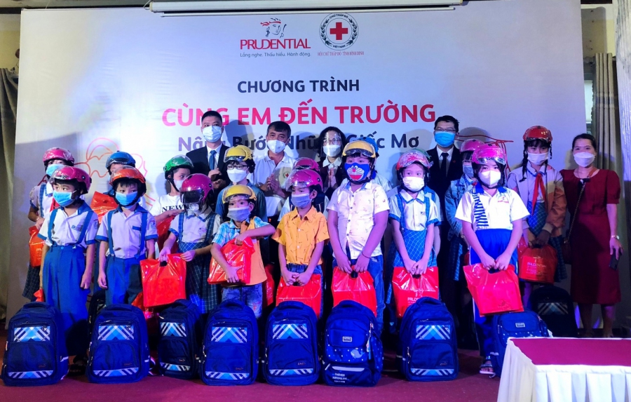 CÙNG EM ĐẾN TRƯỜNG - NÂNG BƯỚC NHỮNG ƯỚC MƠ
