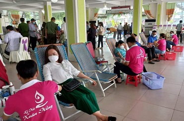 Phù Cát: Hưởng ứng Ngày toàn dân Hiến máu tình nguyện 7-4