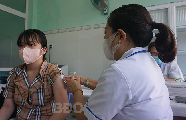Vi rút Sars-Cov-2 liên tục biến đổi khó lường: Tiêm vắc xin để duy trì miễn dịch cộng đồng