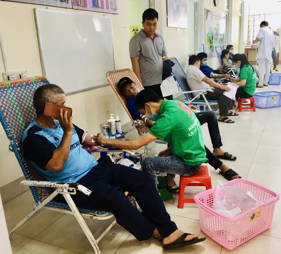 Hiến máu tình nguyện tại Bệnh viện Đa khoa tỉnh Bình Định