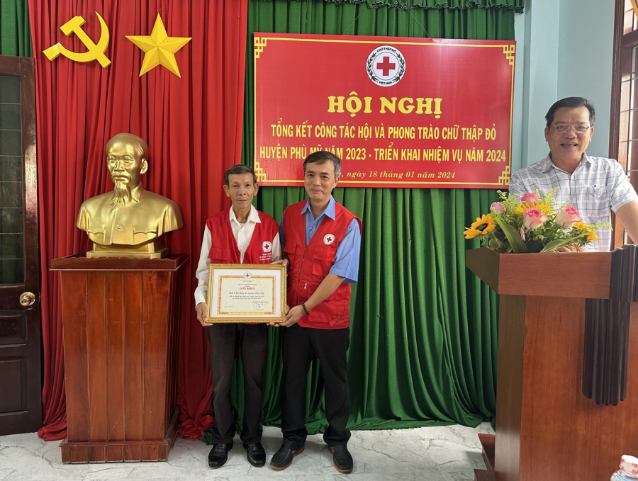 Hội Chữ thập đỏ huyện Phù Mỹ tổng kết công tác hội năm 2023, triển khai phương hướng nhiệm vụ năm 2024