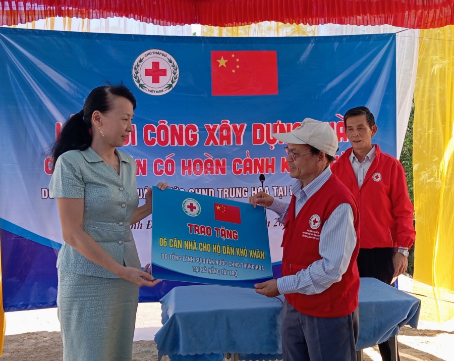KHỞI CÔNG XÂY DỰNG CHO ĐỐI TƯỢNG CÓ HOÀN CẢNH KHÓ KHĂN VỀ NHÀ Ở