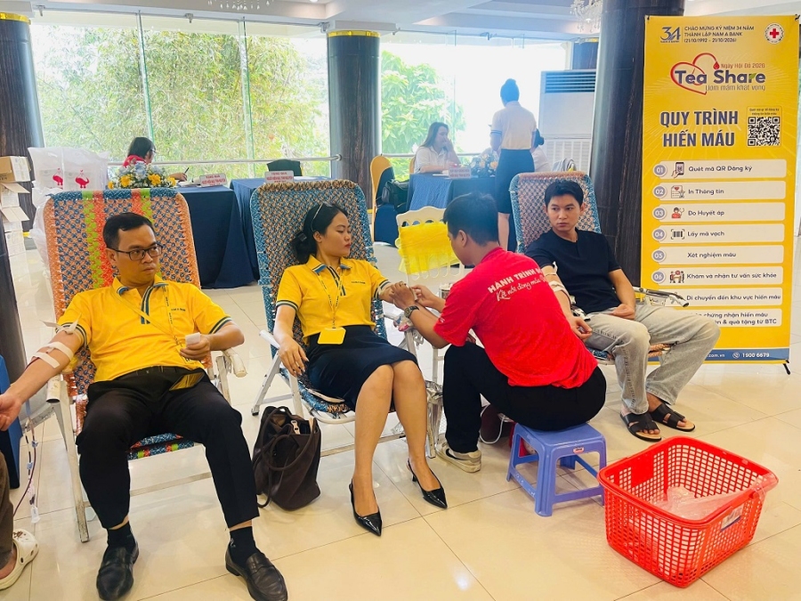 Ngân hàng Nam Á - chinh nhánh Bình Định hiến máu tình nguyện