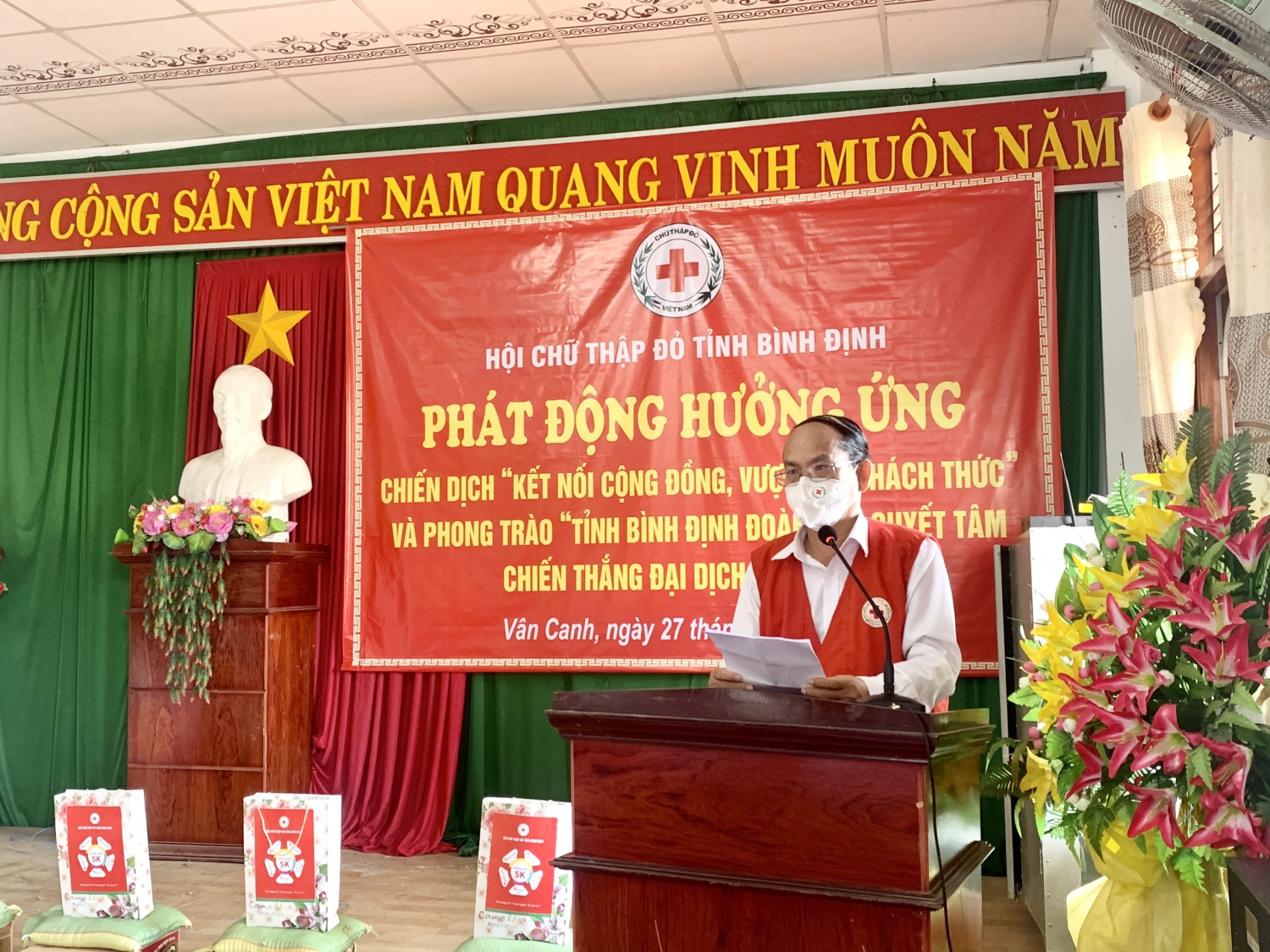 Ông Hà Văn Cát - Ủy viên Ban Thường vụ Hội CTD Việt Nam, Chủ tịch Hội CTĐ tỉnh phát biểu tại buổi Lễ