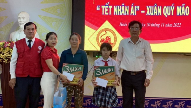 Để ai cũng có quà tết