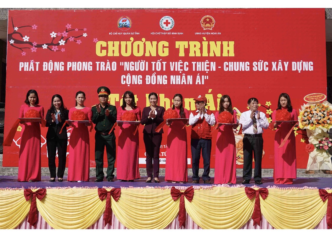 Nhân lên những tấm gương người tốt, việc thiện