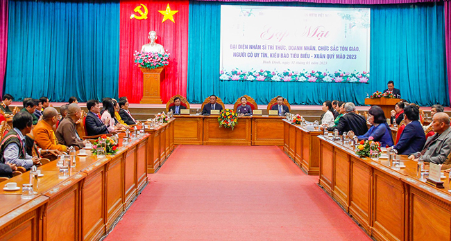 Đóng góp công sức, trí tuệ cho Bình Định phát triển