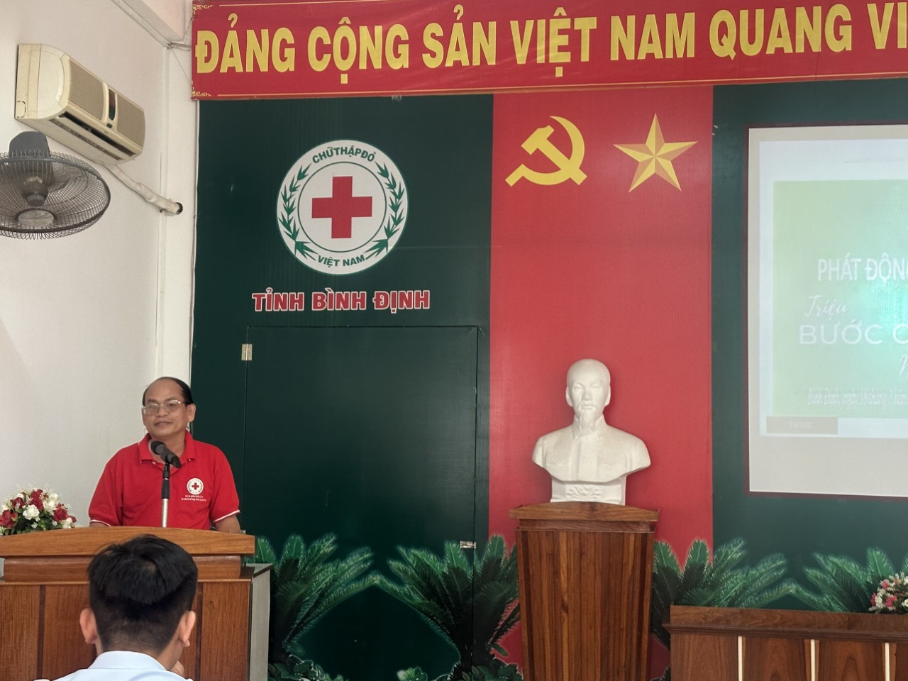 Bình Định: Phát động chương trình 'Triệu bước chân nhân ái'