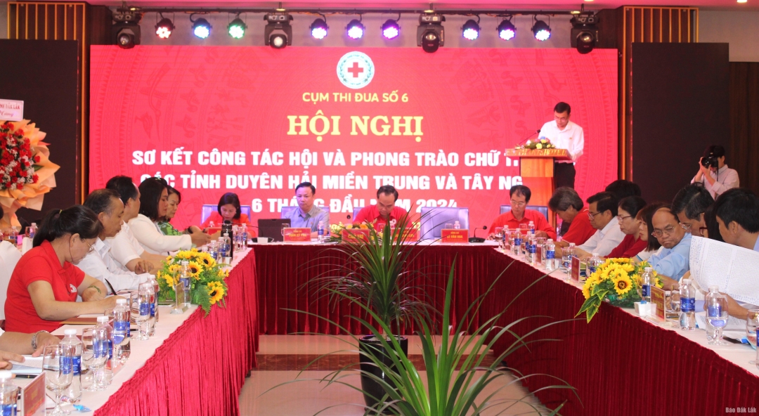 Cụm thi đua số 6 hỗ trợ nhân đạo đạt trên 410 tỷ đồng