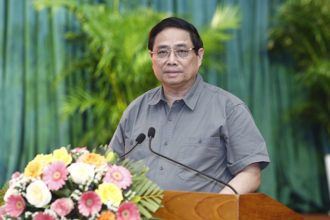 Phát biểu tại buổi làm việc với Ban Thường vụ Tỉnh ủy Bình Định, Thủ tướng Chính phủ Phạm Minh Chính yêu cầu tỉnh phải nêu cao “tinh thần, hào khí Tây Sơn” đưa Bình Định phát triển nhanh và bền vững.