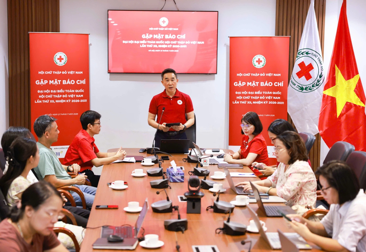 Toàn cảnh buổi gặp mặt báo chí