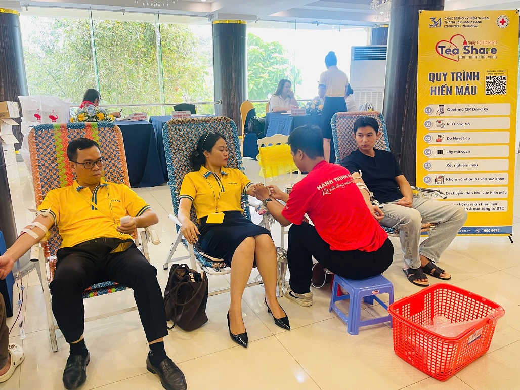 Ngân hàng Nam Á - chinh nhánh Bình Định hiến máu tình nguyện