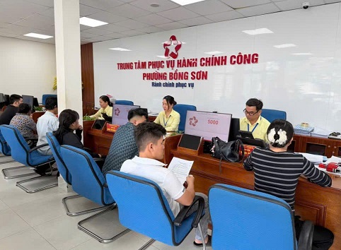 Hoạt động tại Trung tâm Phục vụ hành chính công phường Bồng Sơn, tỉnh Gia Lai
